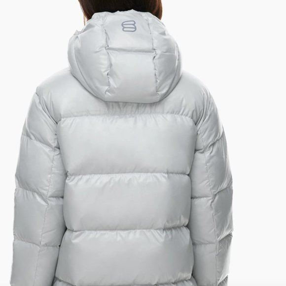 Aritzia Jackets & Blazers - Aritzia Super Puff